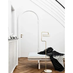 Petite Machine Lámpara De Pie Blanco Perla - Made By Hand -Iluminación Tienda De Ventas 5710780132208 petite machine gulvlampe oyster white made by hand4